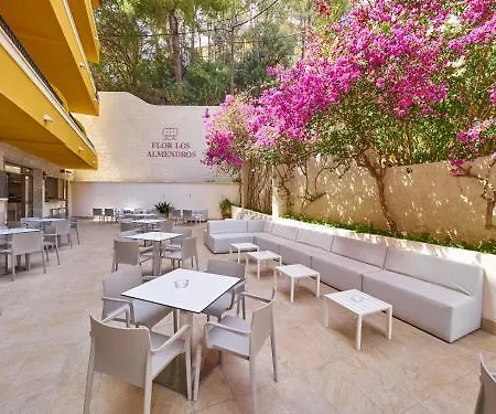 Flor Almendros * Peguera