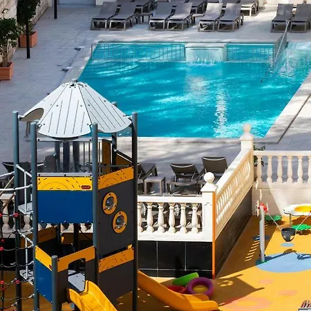 아파트 Flor Almendros