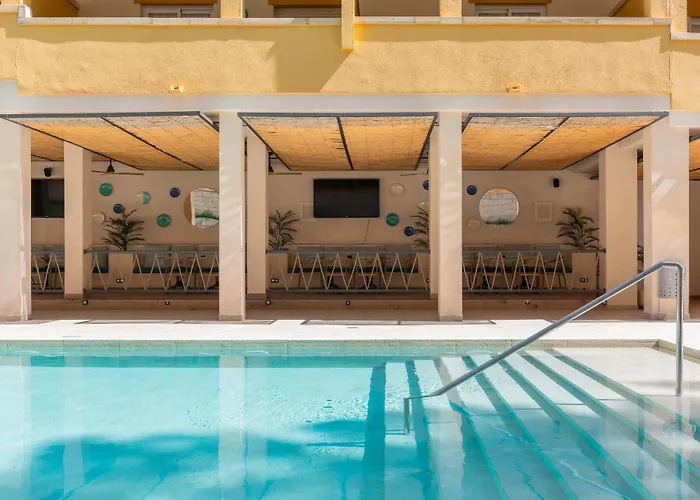 Flor Almendros Lägenhet *