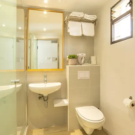 Flor Almendros Apartamento *