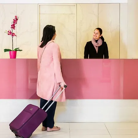 Flor Almendros Apartamento *